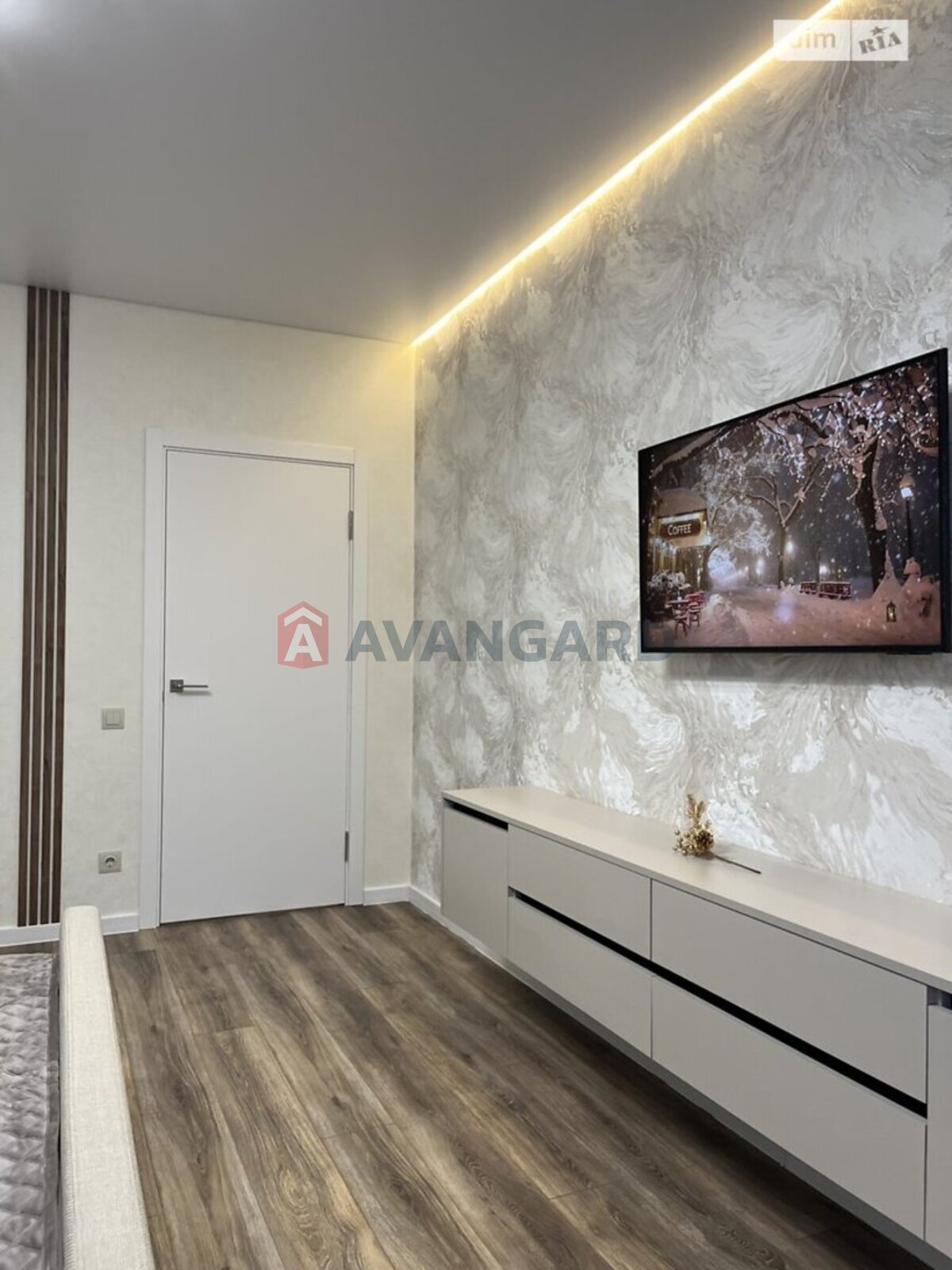 1 ��. ��������, 51/20/20 ��. �., 2/10 ������ ���� 18