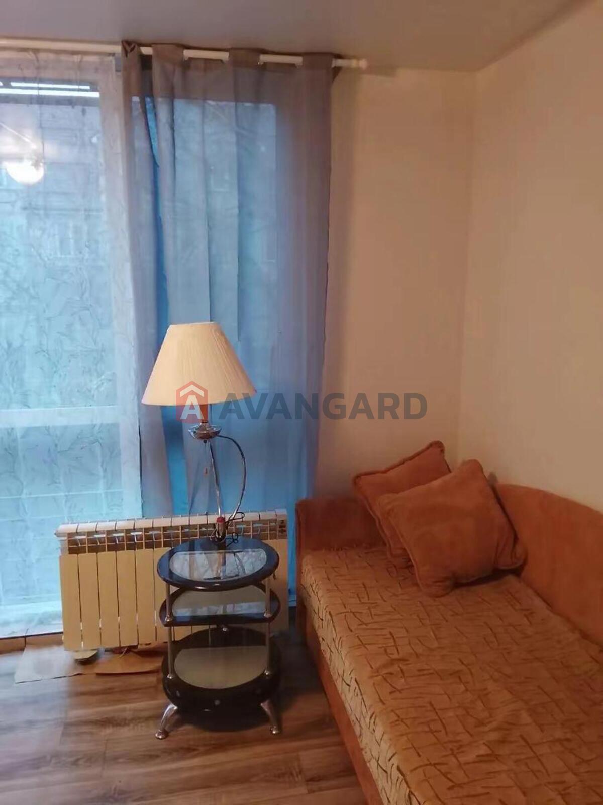 1 ��. ��������, 21/-/13 ��. �., 1/11 ������ ���� 10