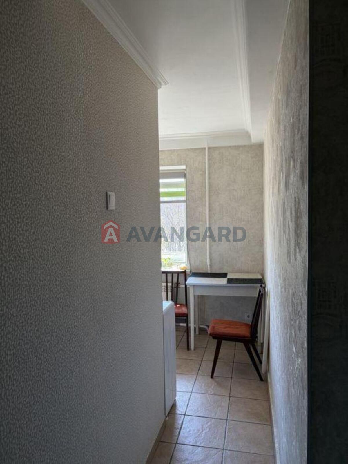 3 ��. ��������, 68/-/7 ��. �., 8/9 ������ ���� 11