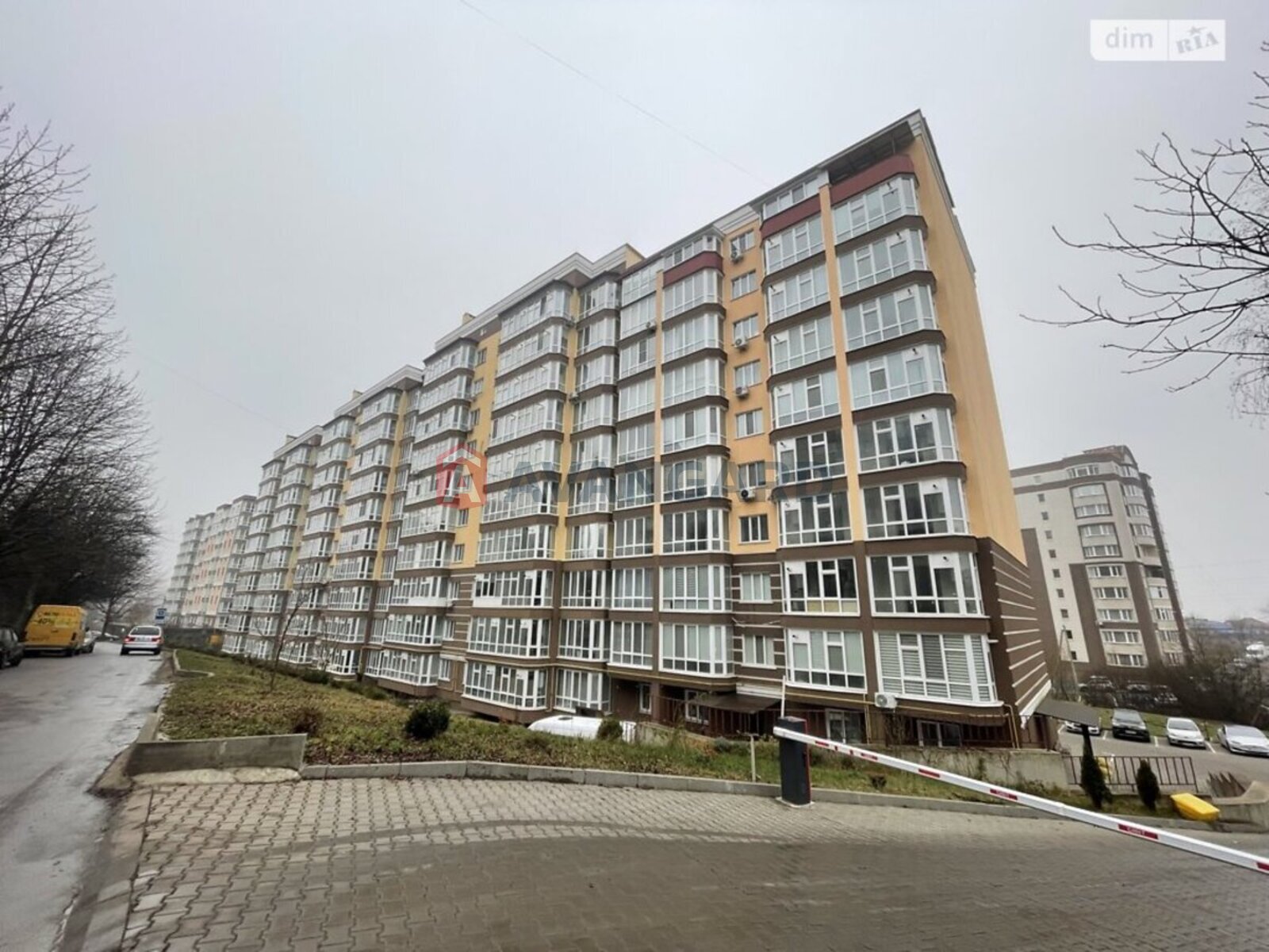 3 ��. ��������, 109/72/12 ��. �., 10/10 ������ ���� 1