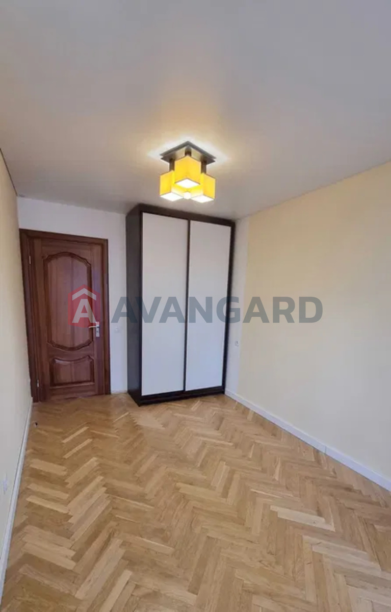 3 ��. ��������, 78/-/6 ��. �., 9/9 ������ ���� 22