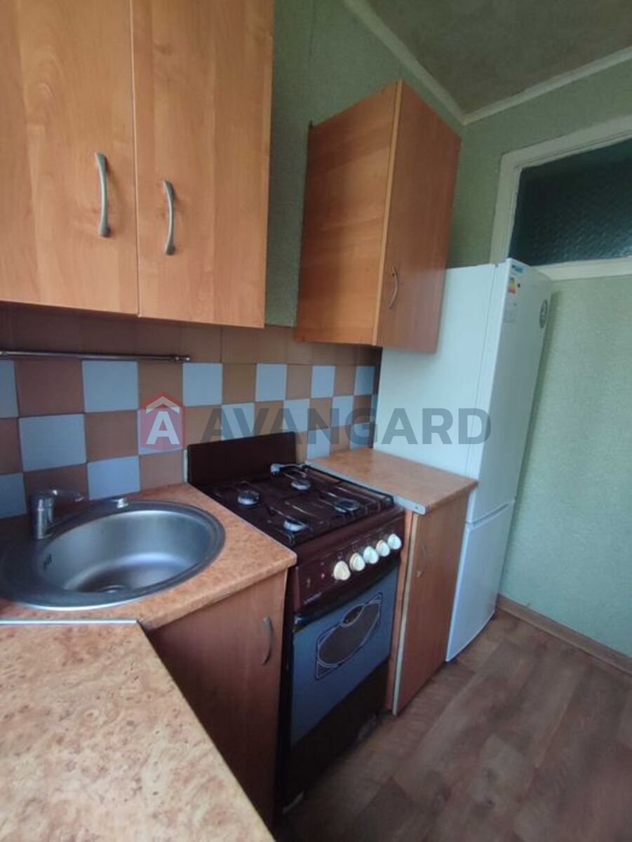 1 ��. ��������, 31/-/6 ��. �., 5/5 ������ ���� 3