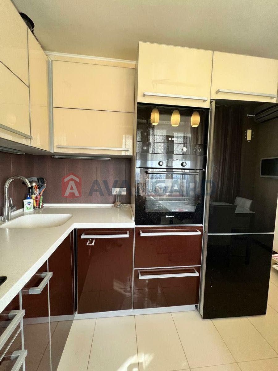 2 ����. ��������, 53/-/8 ��. �., 4/9 ���� ���� 1