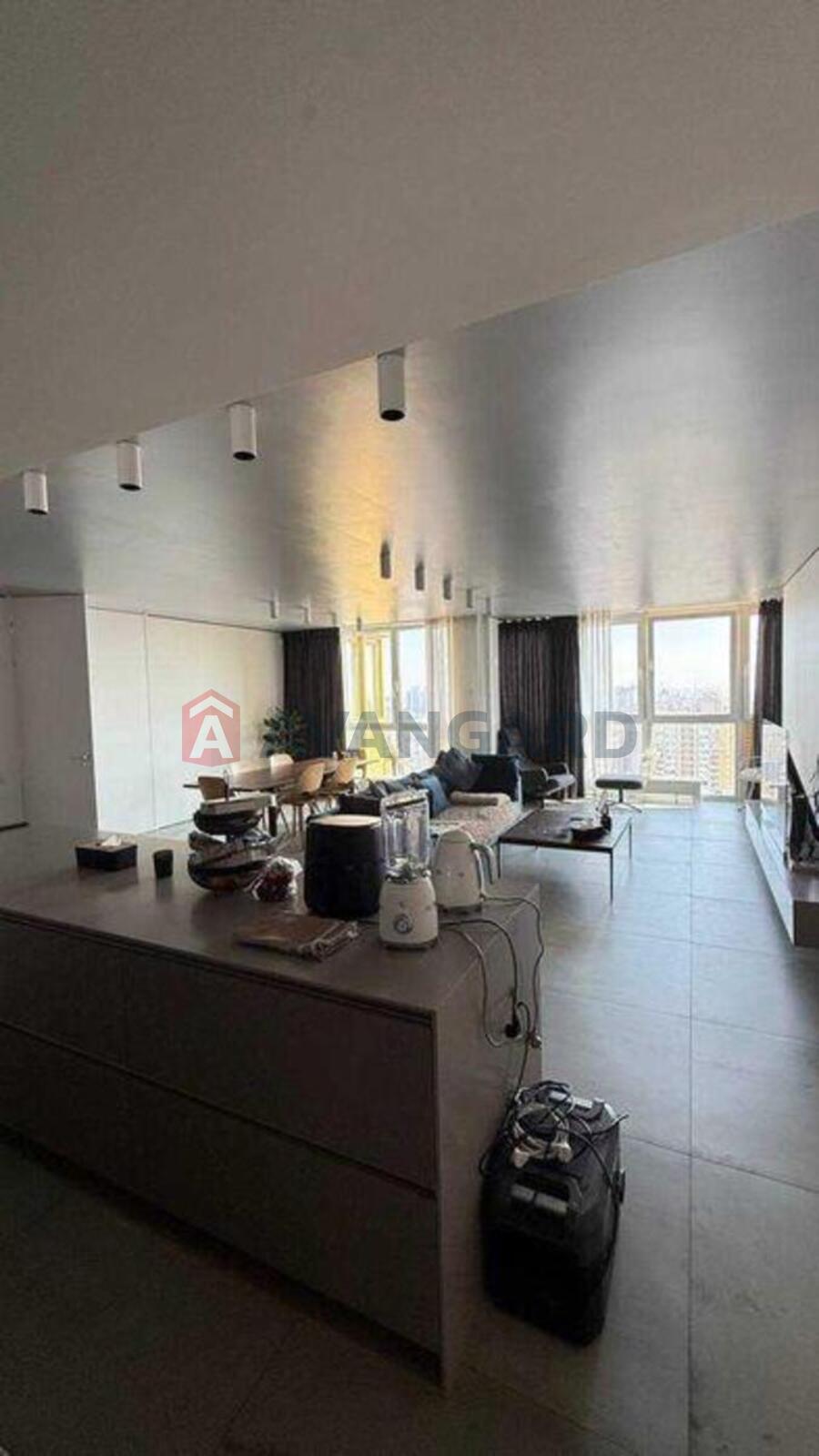 2 ��. ��������, 135/-/25 ��. �., 24/24 ������ ���� 4