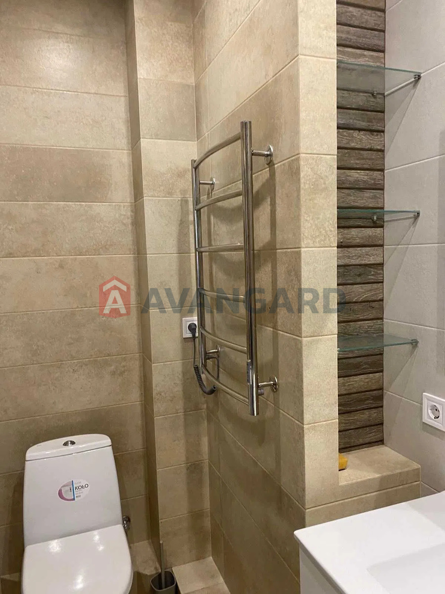 2 ��. ��������, 61/-/15 ��. �., 3/10 ������ ���� 14