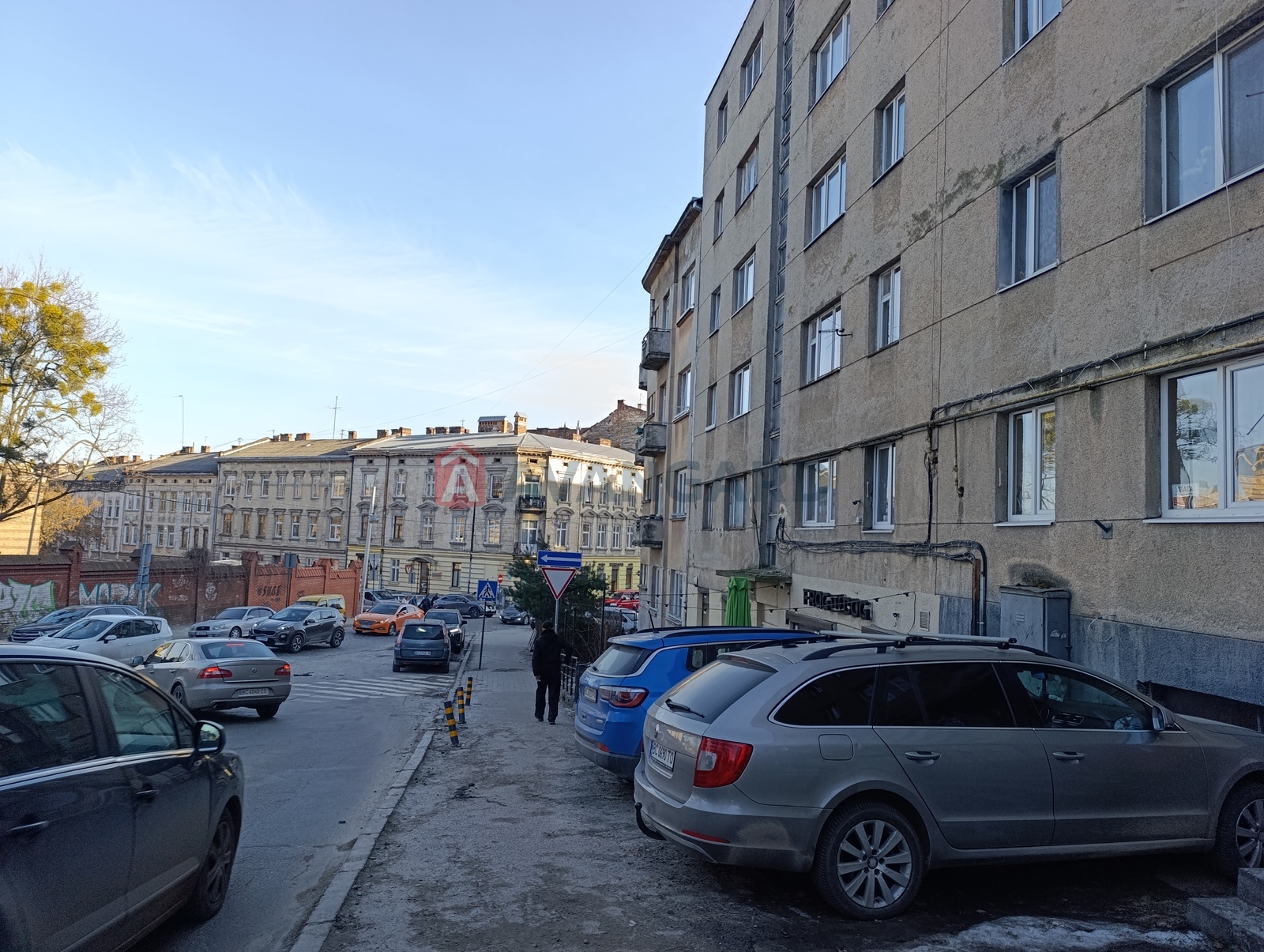 3 ��. ��������, 64/45/8 ��. �., 5/5 ������ ���� 11