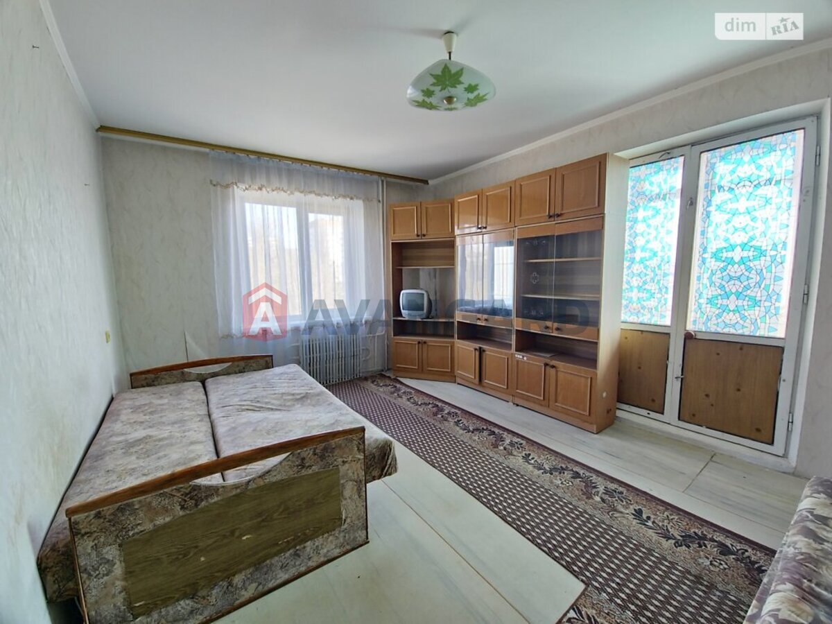 1 ��. ��������, 31/17/6 ��. �., 7/9 ������ ���� 9