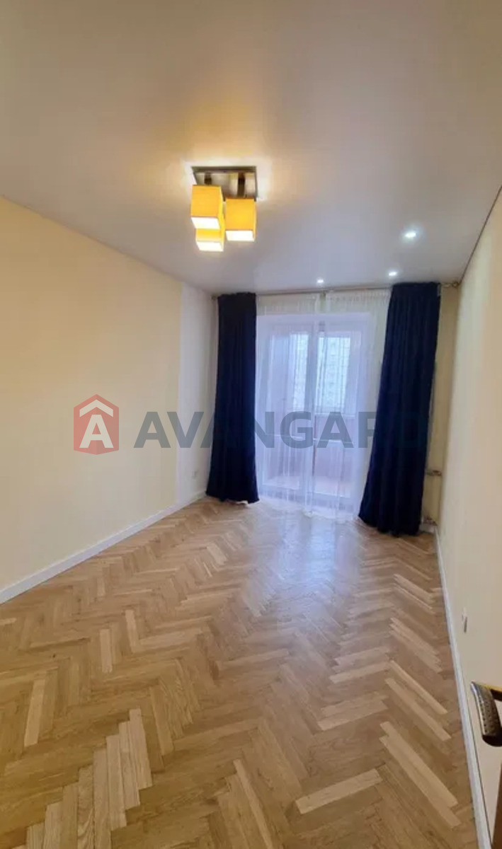 3 ��. ��������, 78/-/6 ��. �., 9/9 ������ ���� 21