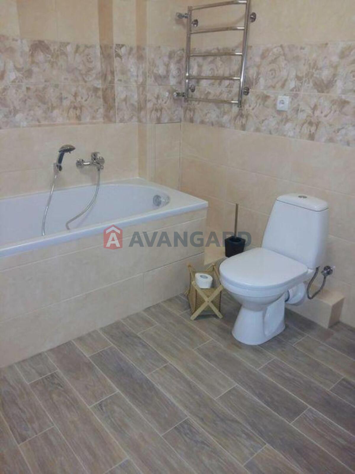 2 ��. ��������, 76/-/76 ��. �., 9/26 ������ ���� 13