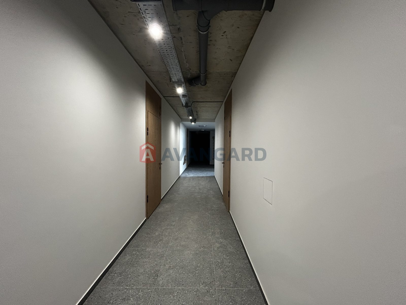 2 ��. ��������, 71/32/26 ��. �., 5/9 ������ ���� 12