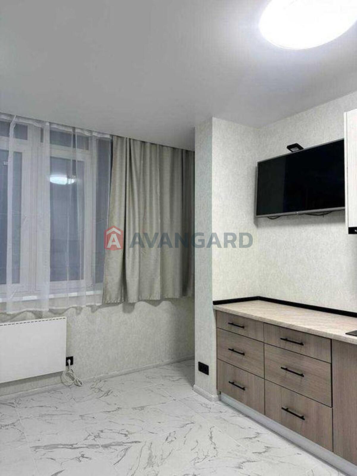 1 ��. ��������, 22/-/5 ��. �., 1/4 ������ ���� 4