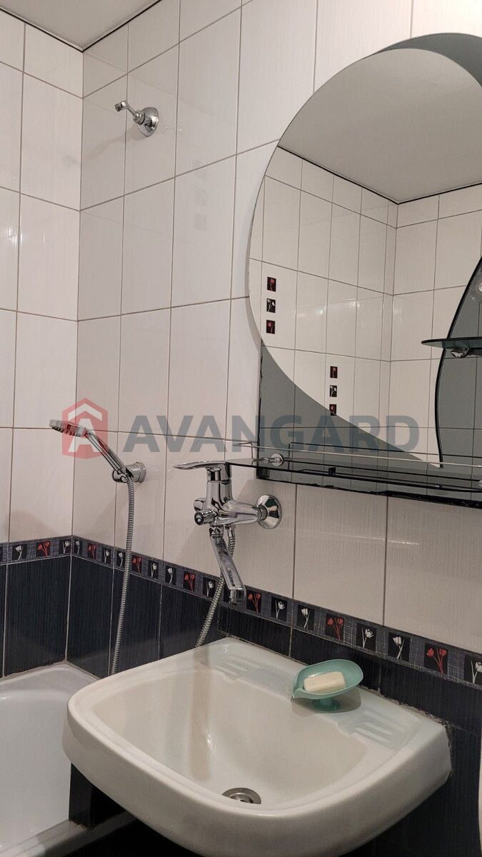 2 ��. ��������, 50/-/10 ��. �., 7/9 ������ ���� 6