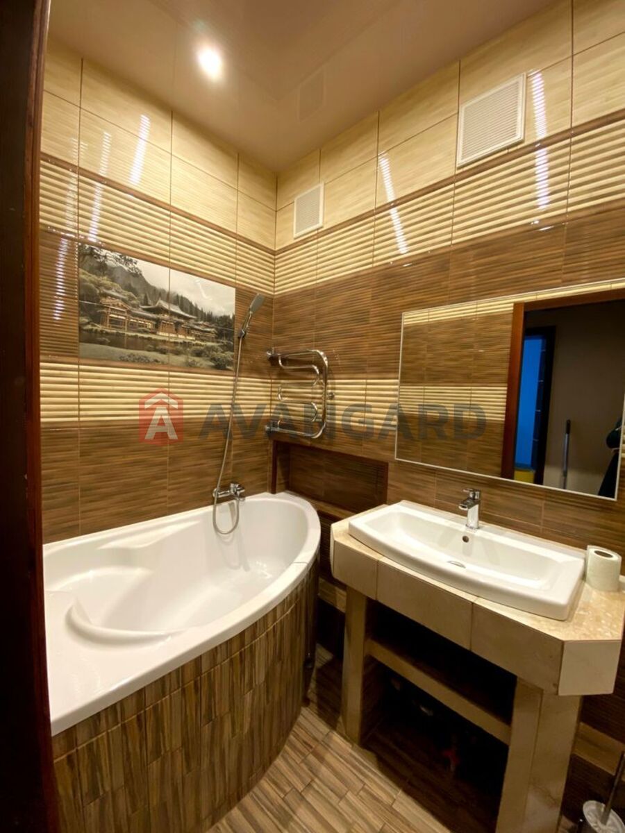 3 ��. ��������, 62/-/7 ��. �., 3/3 ������ ���� 8