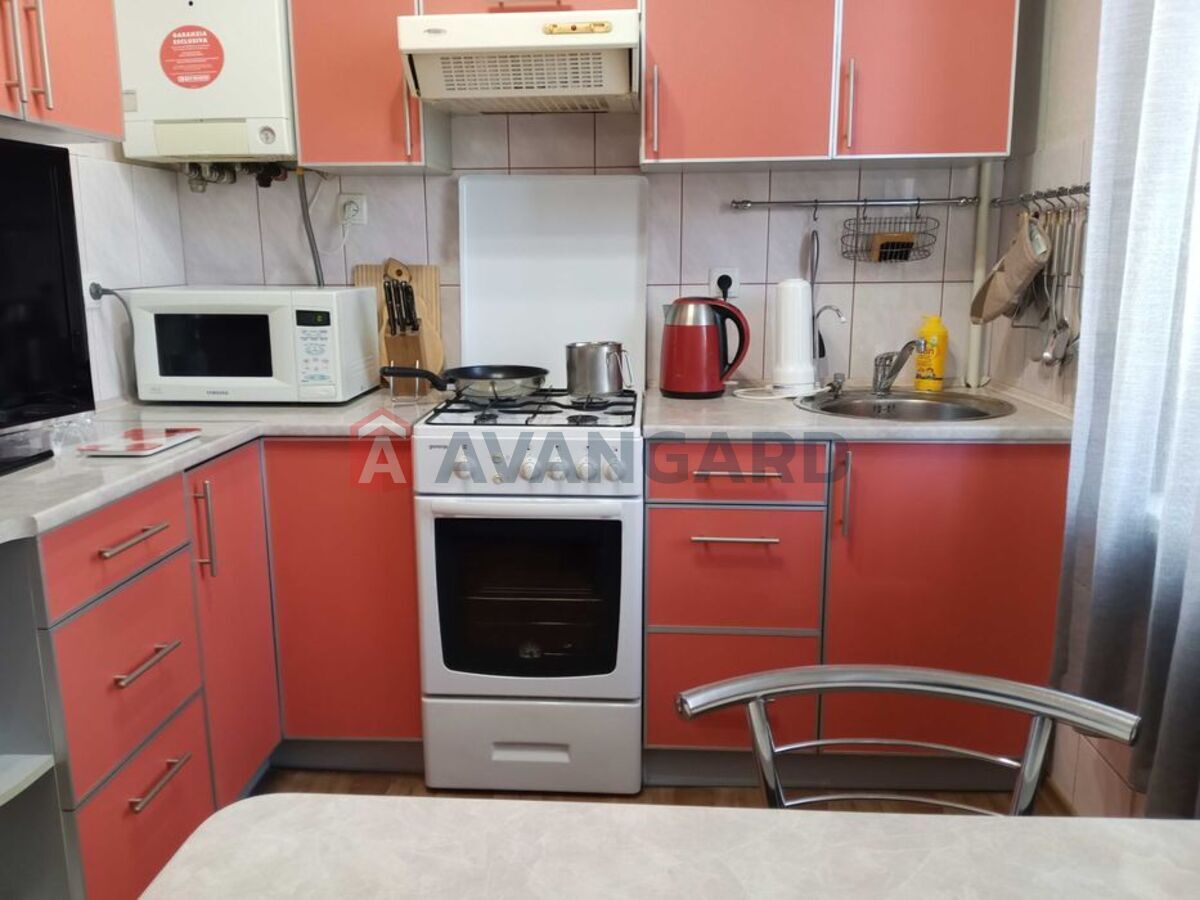 2 ��. ��������, 60/-/8 ��. �., 3/3 ������ ���� 5