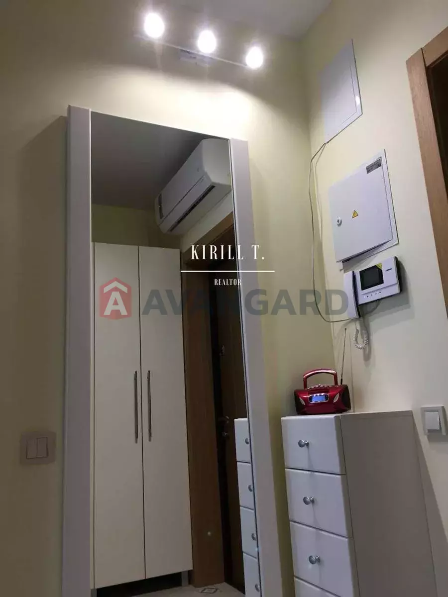 1 ��. ��������, 47/-/10 ��. �., 5/12 ������ ���� 8