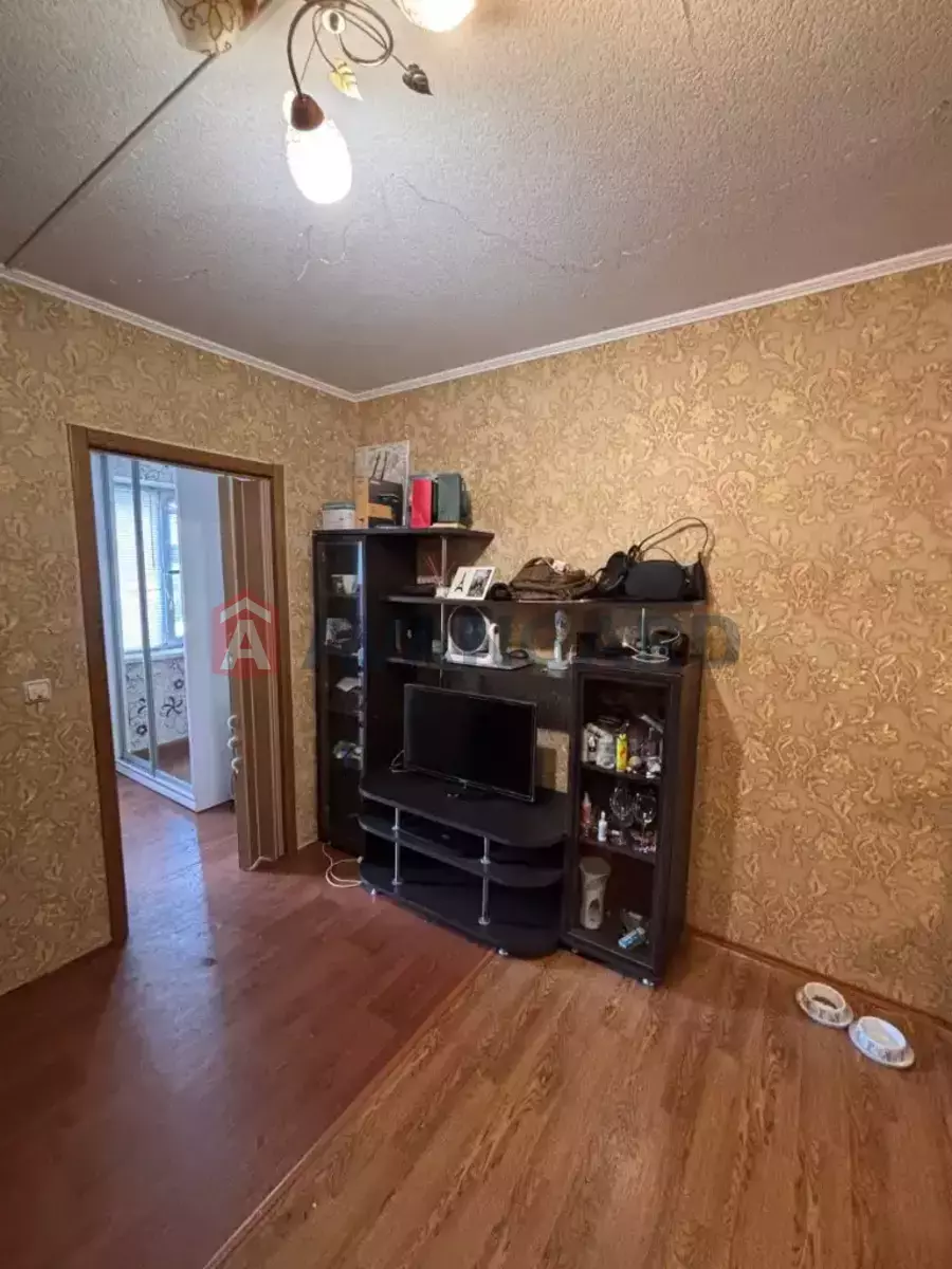 1 ��. ��������, 23/17/- ��. �., 1/9 ������ ���� 8