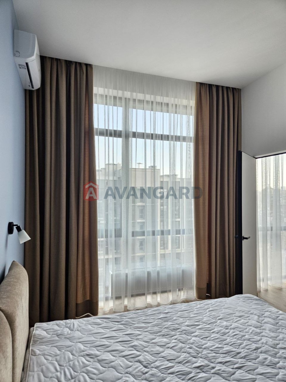 1 ��. ��������, 57,4/16/16 ��. �., 12/12 ������ ���� 8