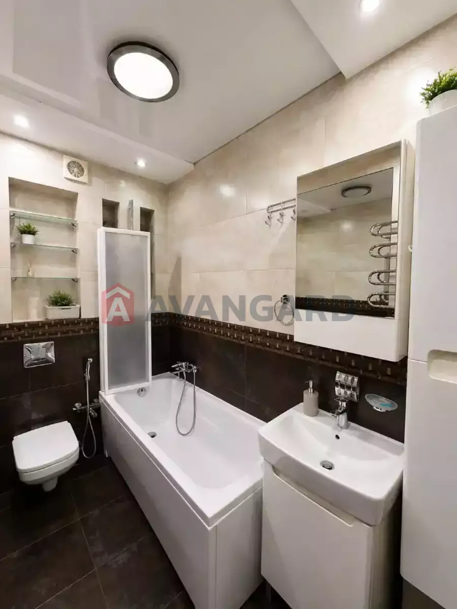 2 ��. ��������, 45/25/15 ��. �., 17/18 ������ ���� 12