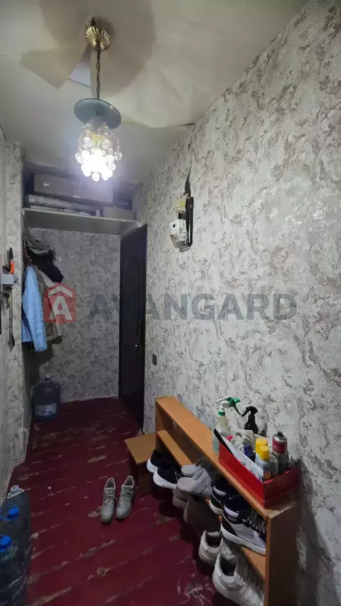 1 ��. ��������, 32/-/- ��. �., 3/5 ������ ���� 2