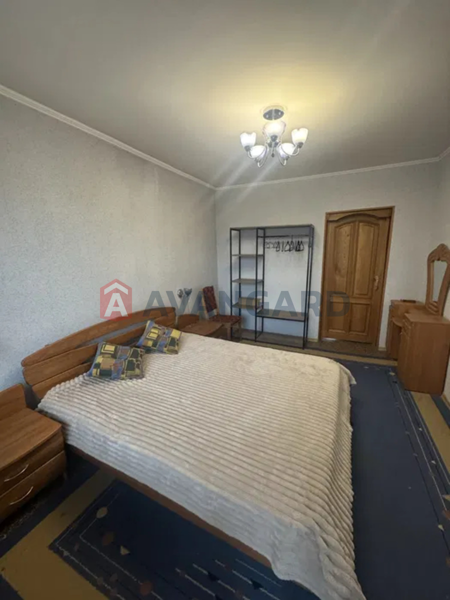 3 . , 73/-/8 . ., 6/9   5