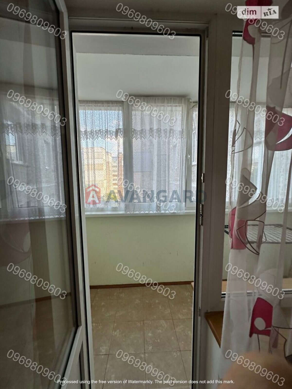 4 ��. ��������, 83/54/8 ��. �., 4/9 ������ ���� 25