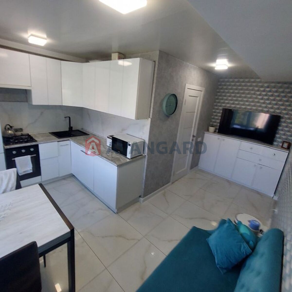 2 ����. ��������, 56/-/20 ��. �., 9/9 ���� ���� 4