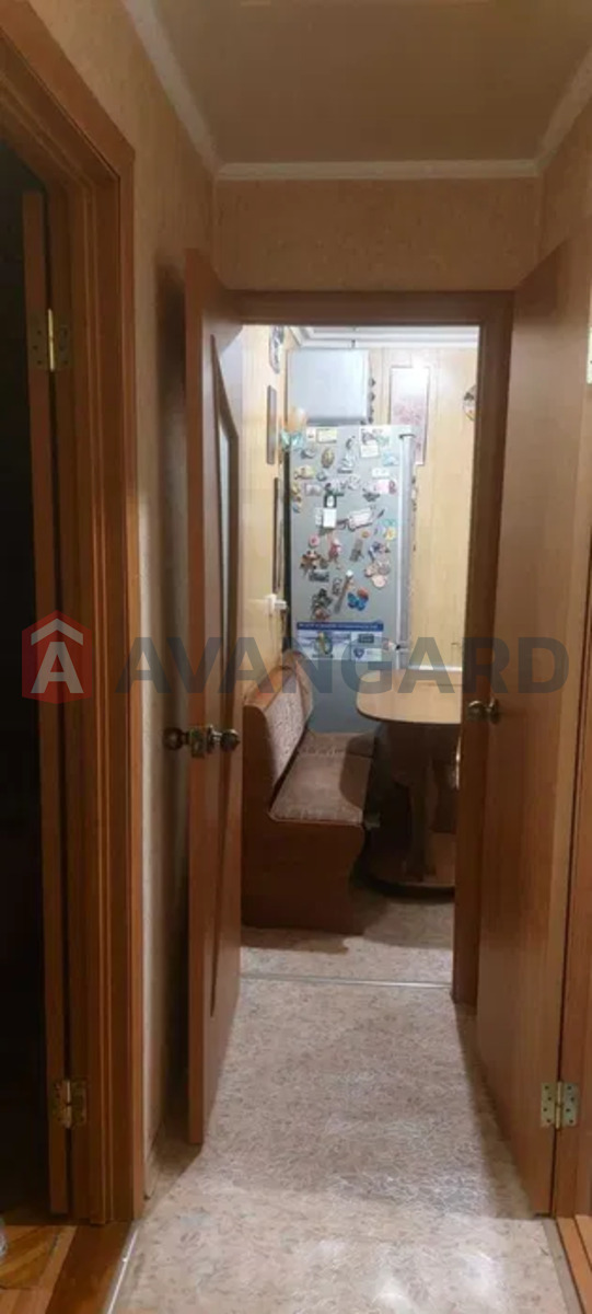 2 ��. ��������, 42/-/6 ��. �., 5/5 ������ ���� 5