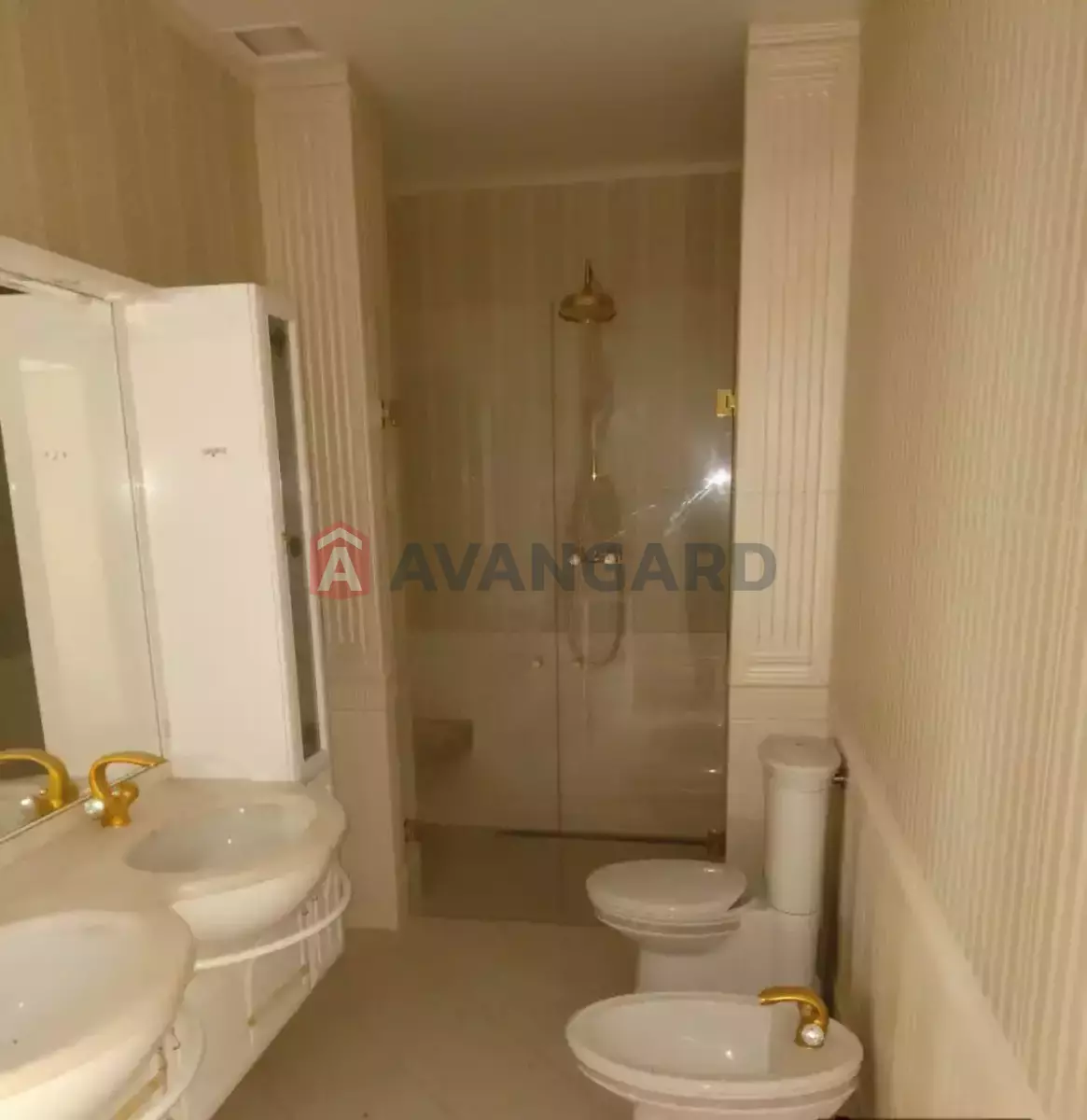 10 ��. ��������, 1500/-/- ��. �., -/3 ������ ���� 15
