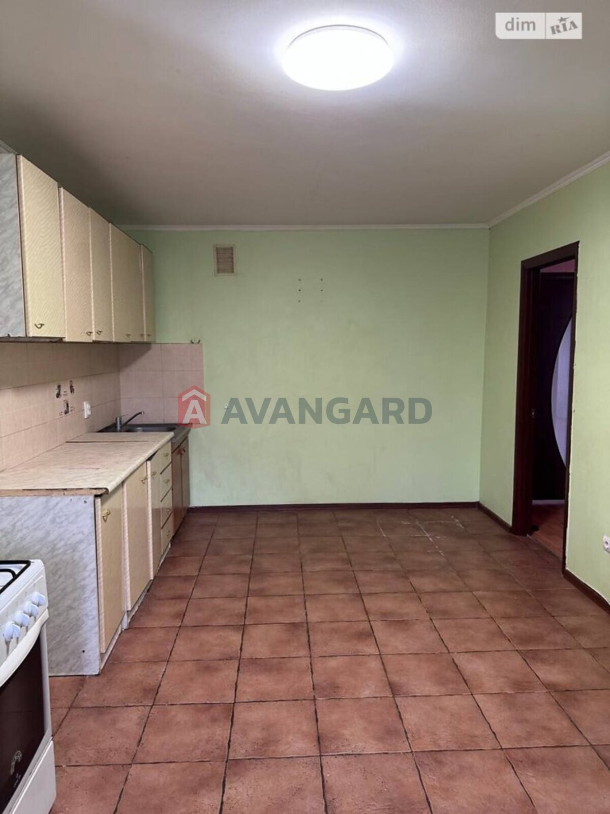 2 ��. ��������, 87/43/17 ��. �., 5/6 ������ ���� 13