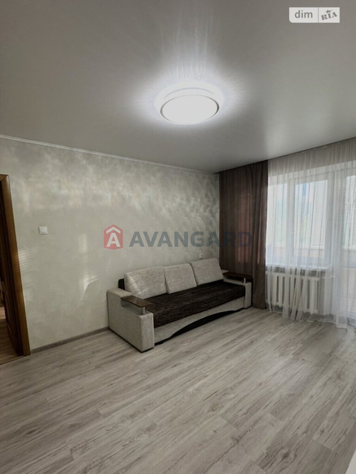 2 . , 49/-/- . ., 4/9   1