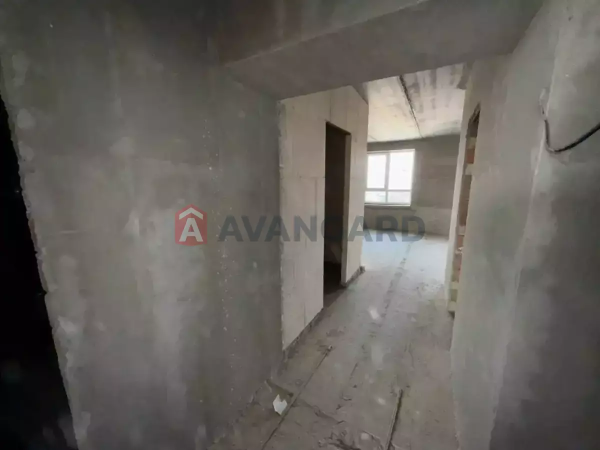 2 ��. ��������, 71/-/- ��. �., 10/10 ������ ���� 4