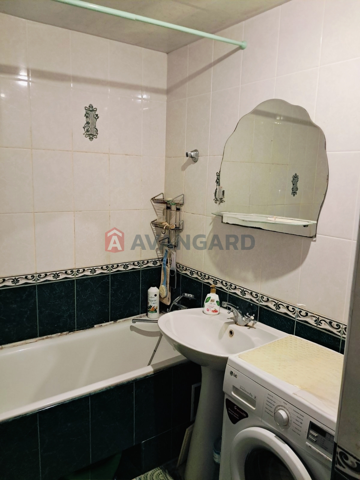 3 . , 67/-/12 . ., 6/9   2