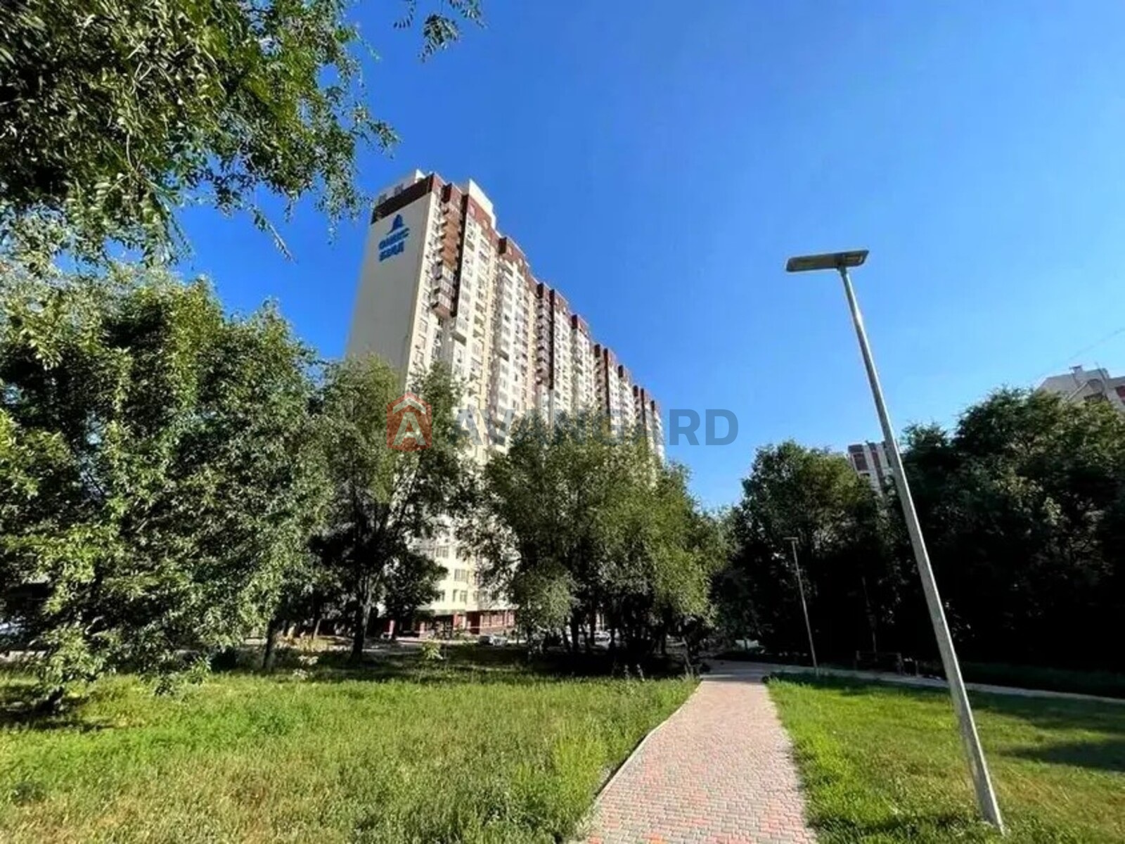 1 ��. ��������, 28/17/9 ��. �., 13/25 ������ ���� 10