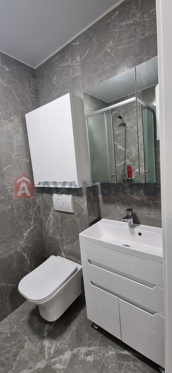 1 ��. ��������, 34/15/10 ��. �., 3/6 ������ ���� 19