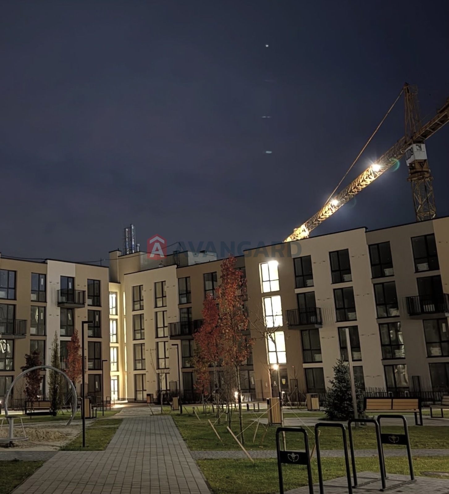 1 ��. ��������, 31/-/11 ��. �., 1/4 ������ ���� 8