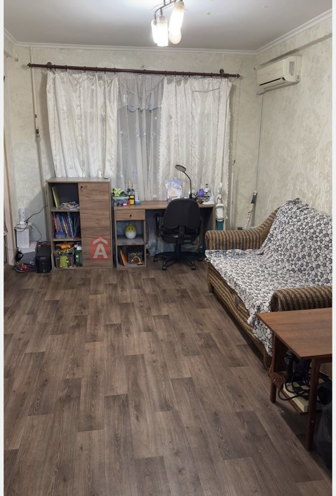 2 ��. ��������, 42/35/6 ��. �., 2/5 ������ ���� 4