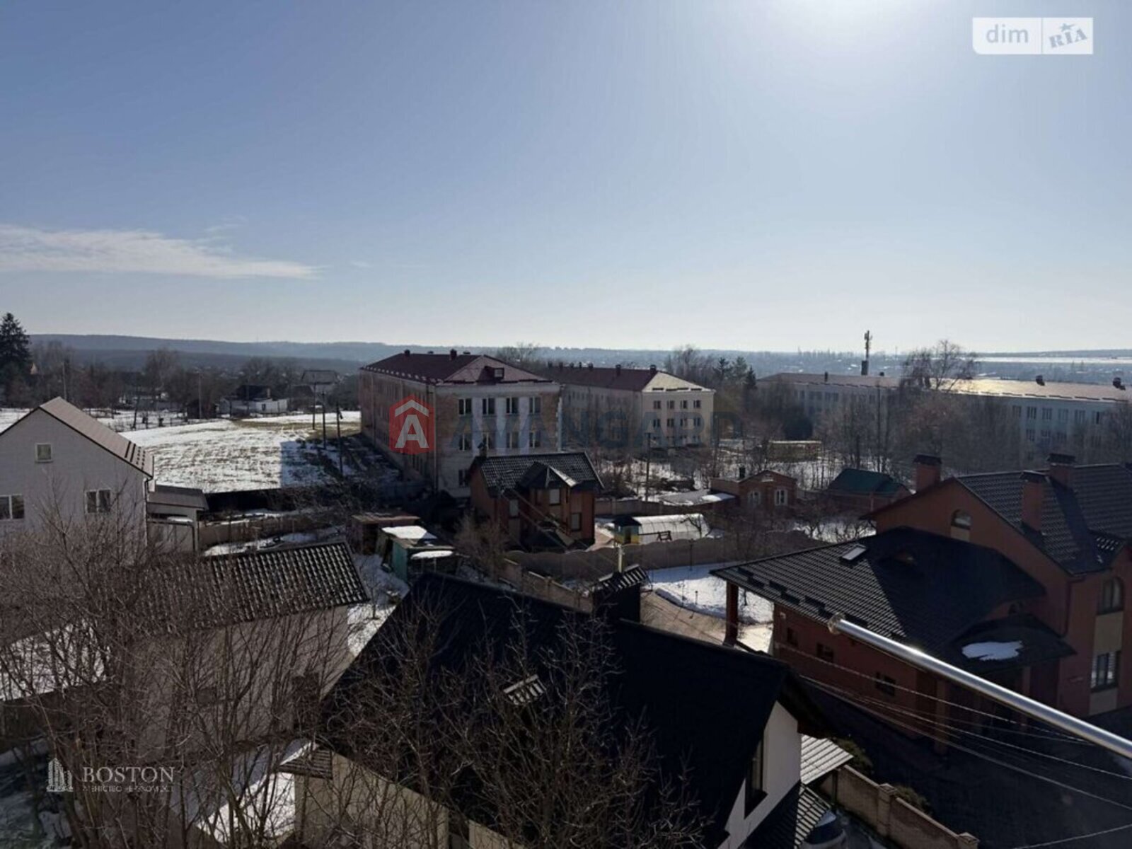 2 ��. ��������, 73/35/17 ��. �., 6/6 ������ ���� 20