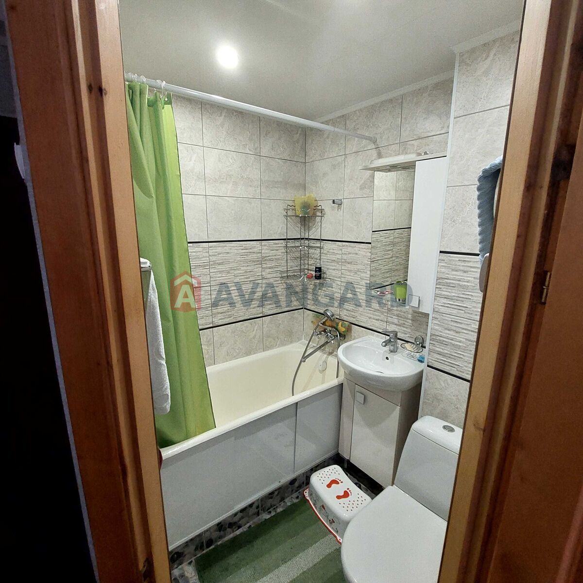 2 ��. ��������, 44/-/7 ��. �., 4/5 ������ ���� 6