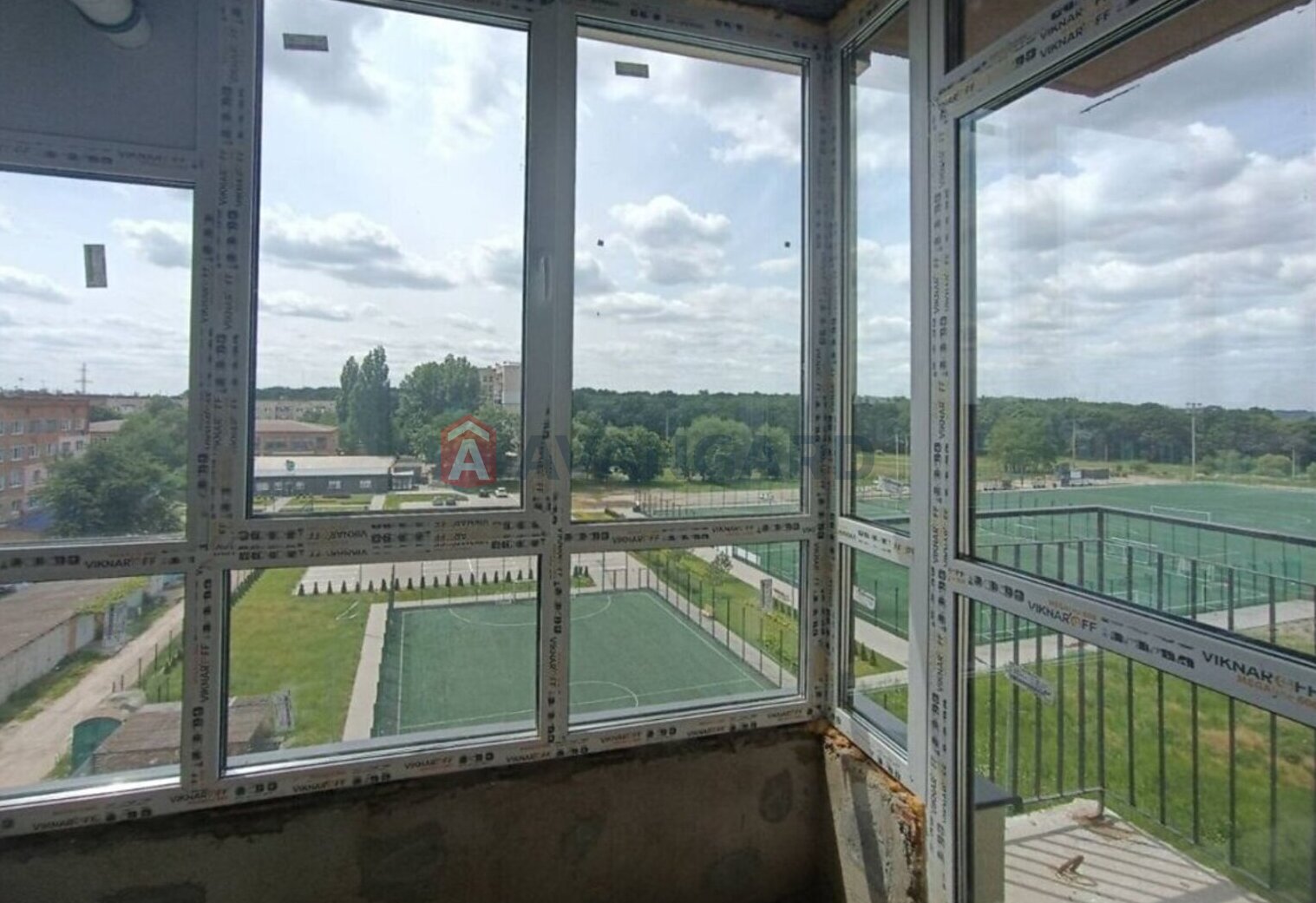 1 ��. ��������, 43/15/15 ��. �., 6/9 ������ ���� 12