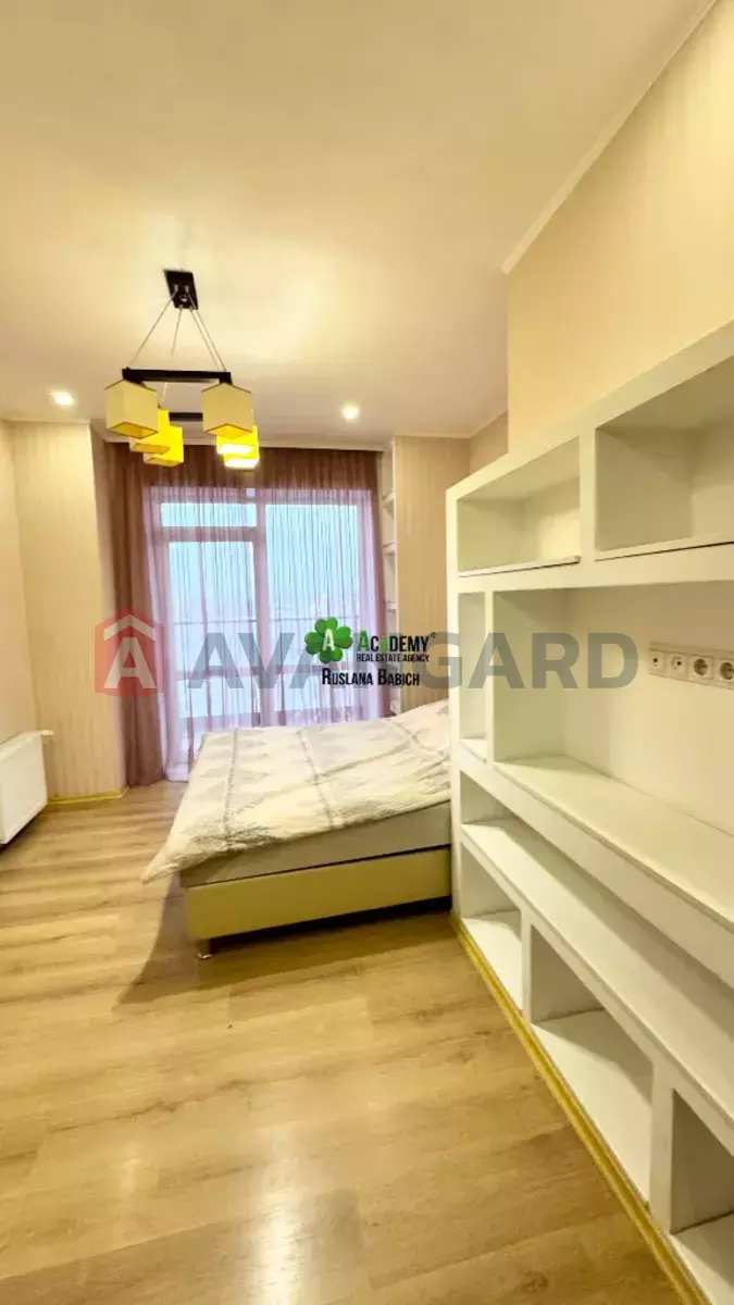 3 ��. ��������, 70/29/20 ��. �., 15/21 ������ ���� 6