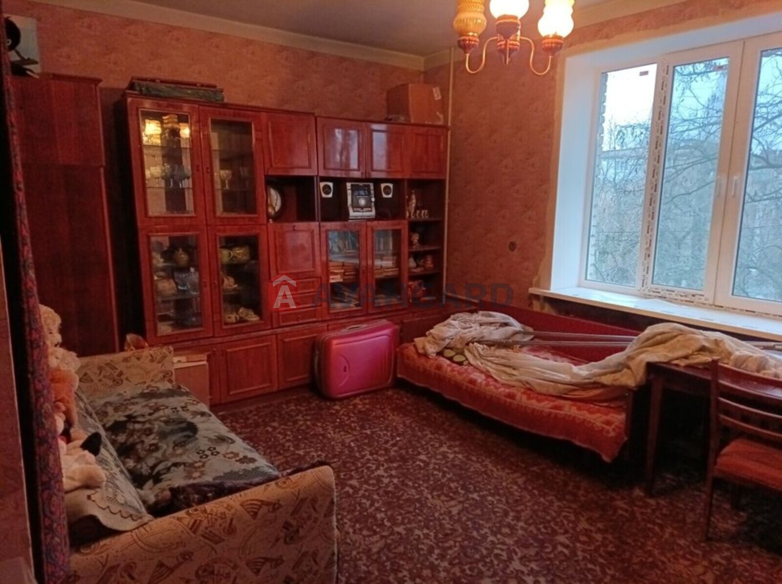 2 ��. ��������, 61/-/6 ��. �., 2/3 ������ ���� 1