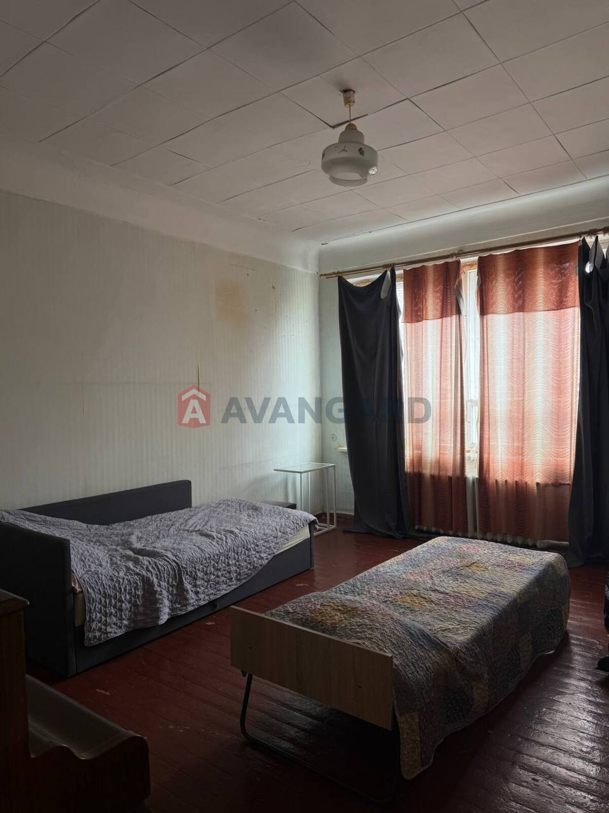 3 ��. ��������, 70/-/6 ��. �., 5/5 ������ ���� 9