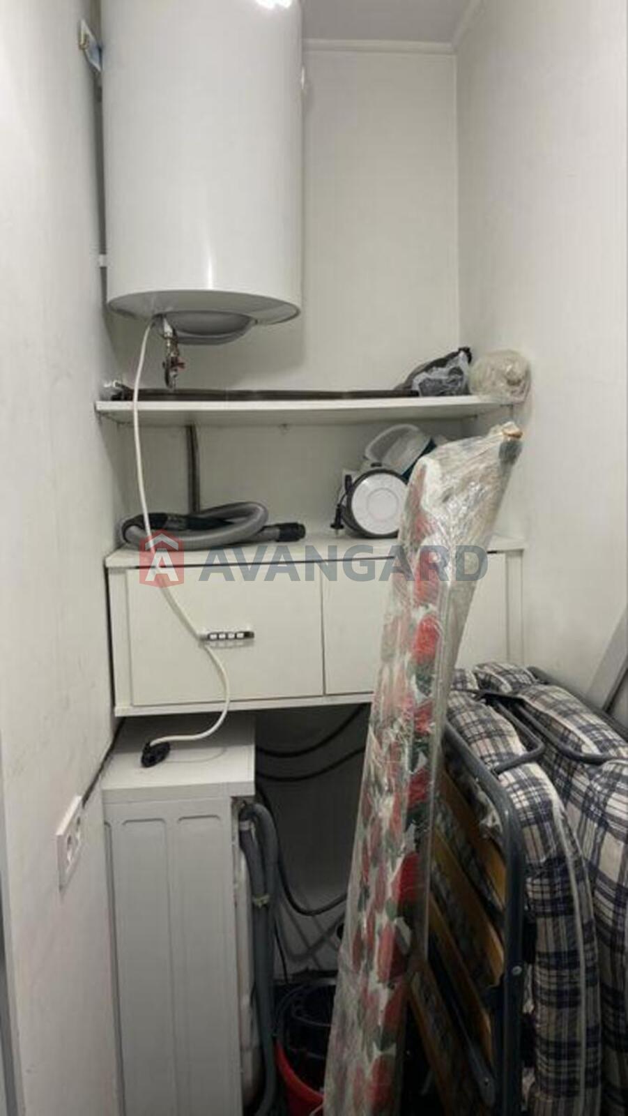 1 ��. ��������, 32/-/7 ��. �., 2/8 ������ ���� 10