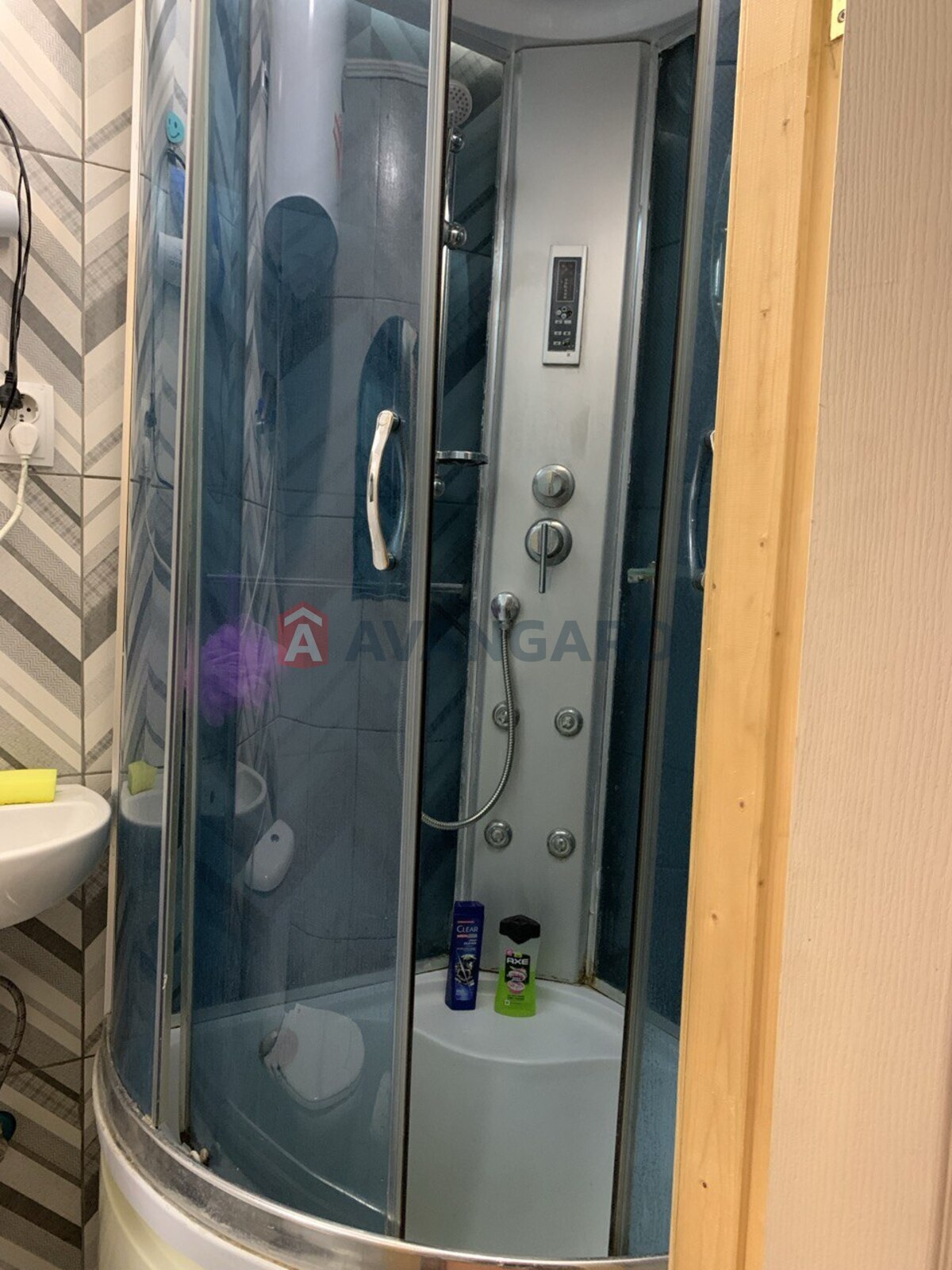 1 ��. ��������, 18/-/- ��. �., 1/2 ������ ���� 3