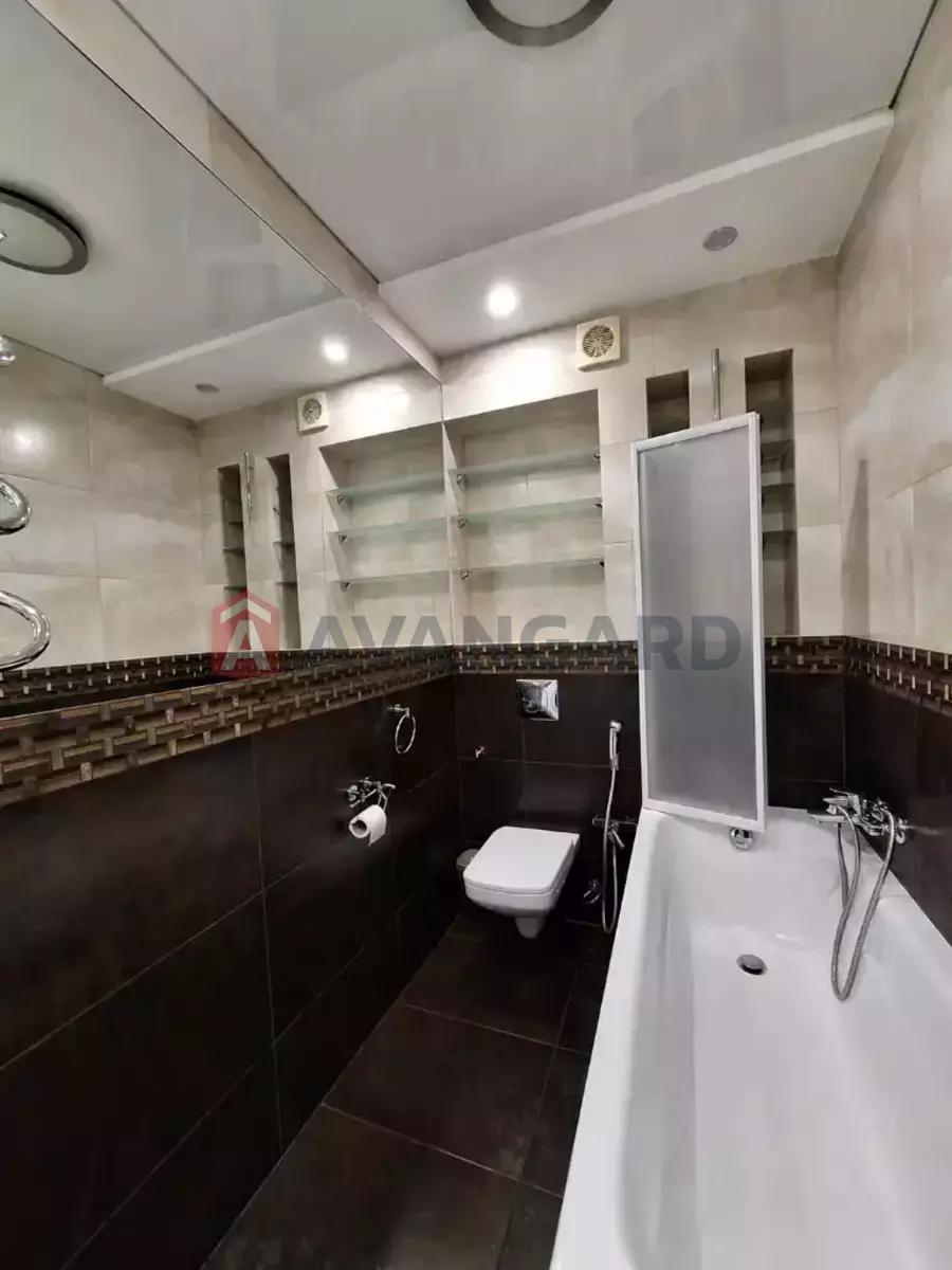 2 ��. ��������, 45/25/15 ��. �., 17/18 ������ ���� 21