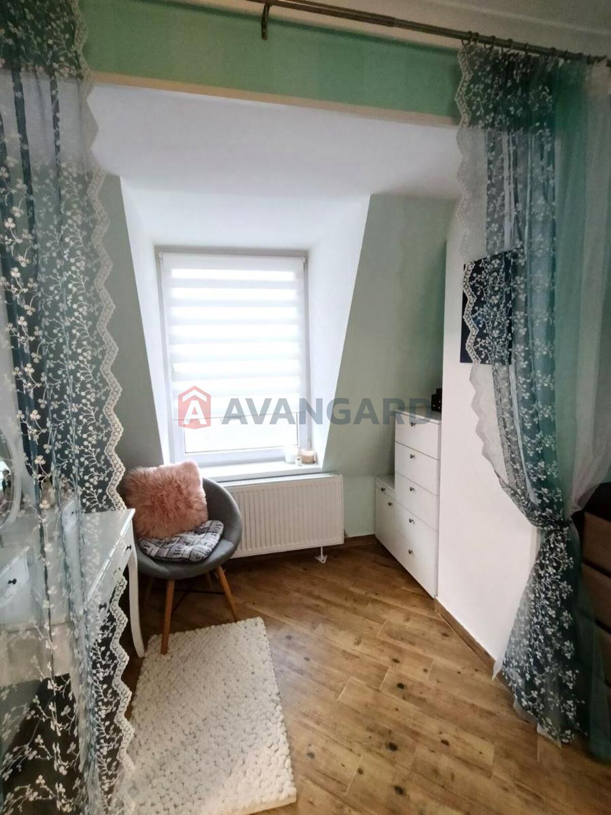 2 ��. ��������, 78/59/11 ��. �., 5/5 ������ ���� 3