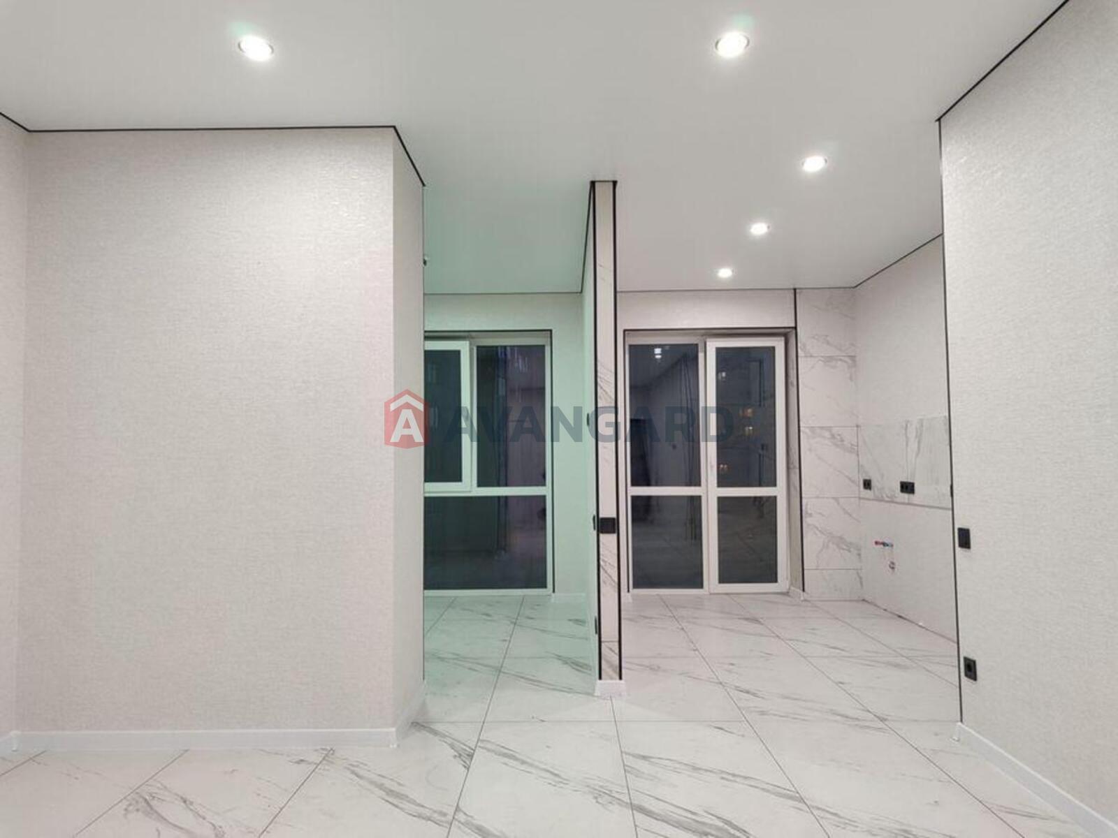 1 ��. ��������, 42/-/10 ��. �., 4/4 ������ ���� 4