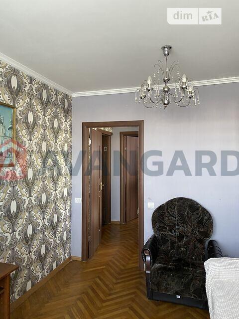 3 ����. ��������, 68/48/7,5 ��. �., 9/9 ���� ���� 6