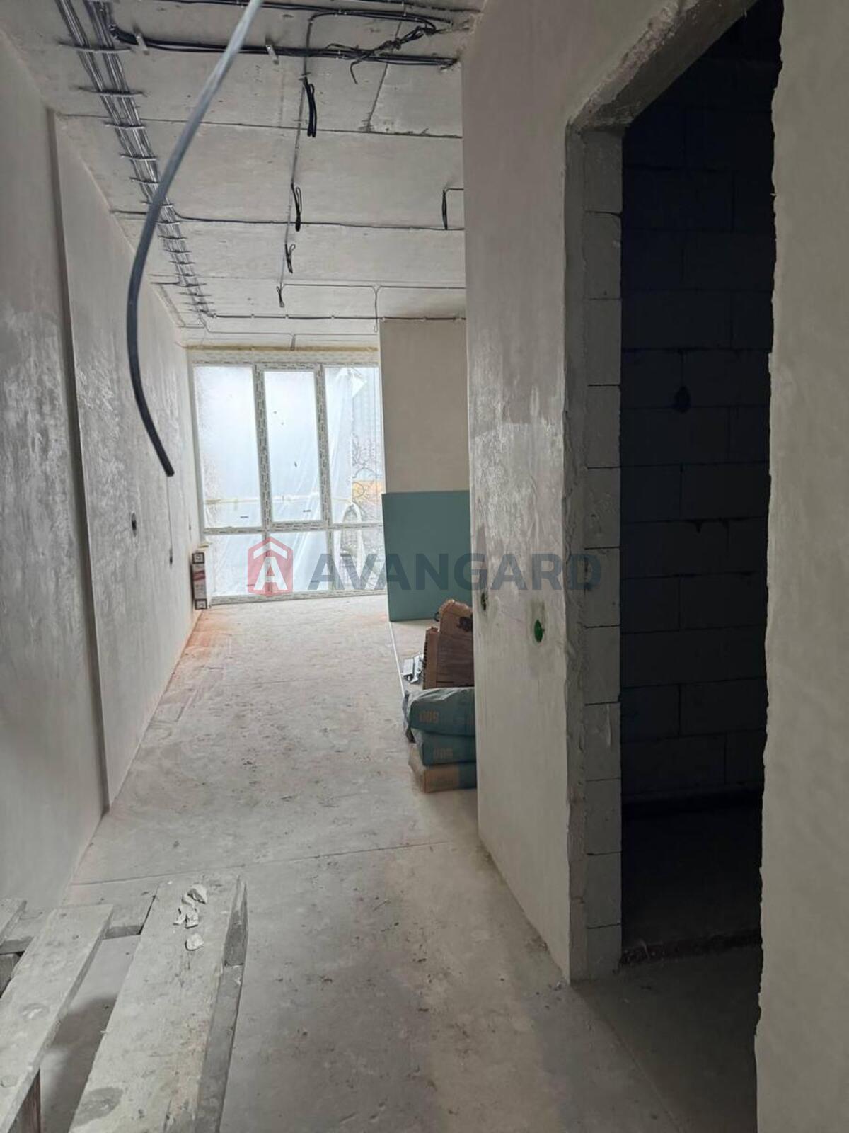 1 ��. ��������, 26/15/5 ��. �., 4/5 ������ ���� 9