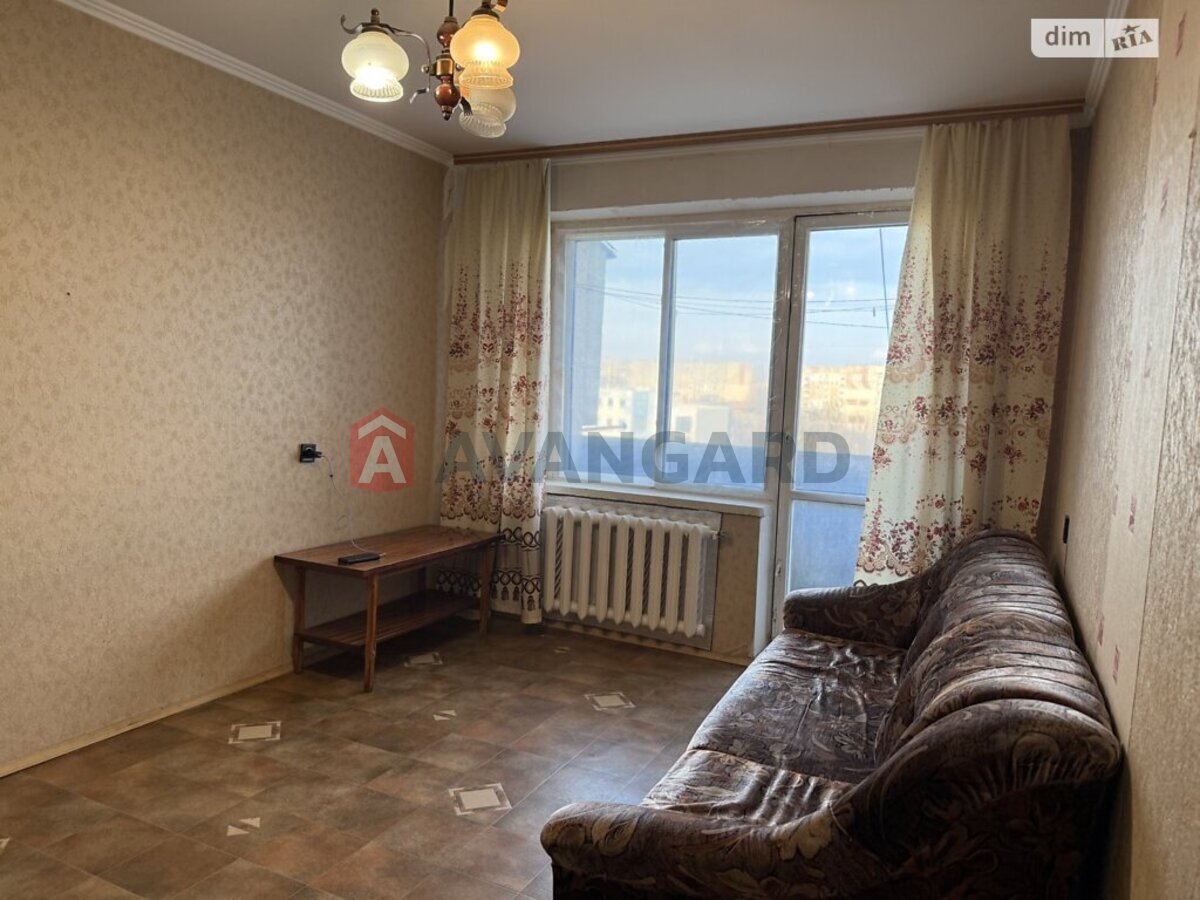 1 ��. ��������, 35/-/8 ��. �., 10/10 ������ ���� 1